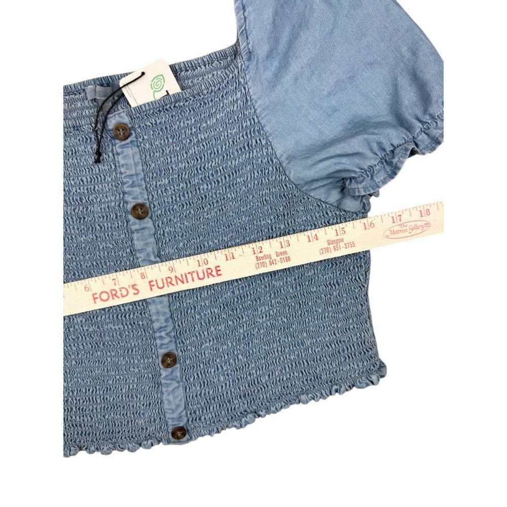Love Tree Women's 3X Blue Chambray Crop Top Smocked Sweetheart Tencel NWT - Picture 4 of 9